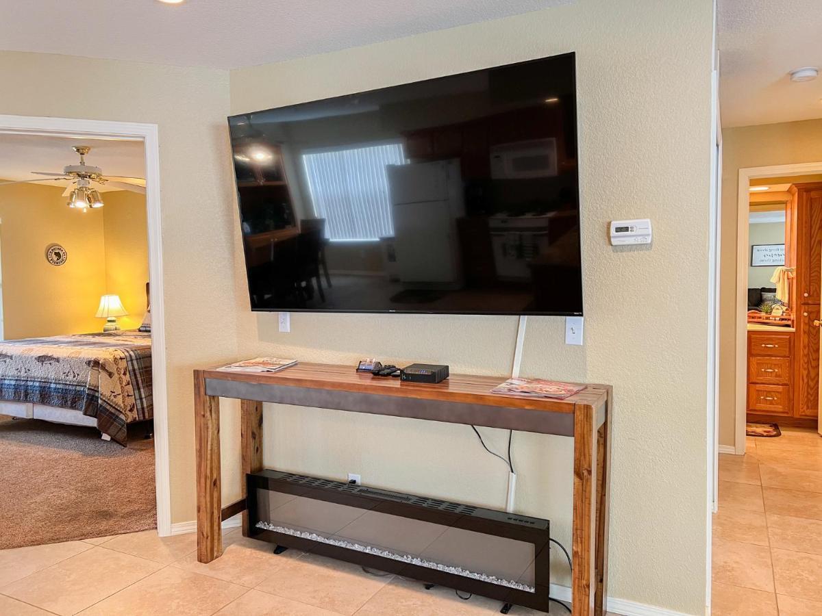 Lake Front 2Br Walk-In With Large Deck - Free Tickets Included - 79-1 Branson Extérieur photo