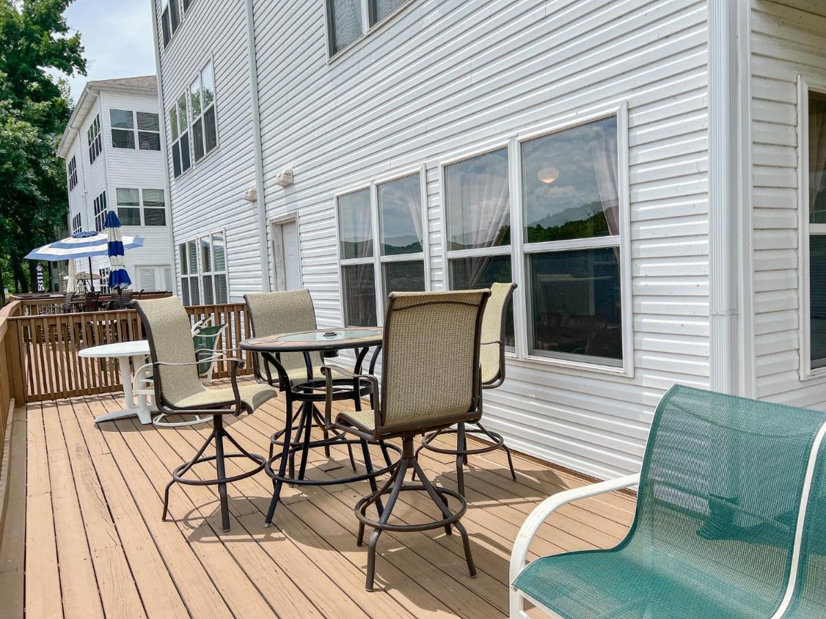 Lake Front 2Br Walk-In With Large Deck - Free Tickets Included - 79-1 Branson Extérieur photo